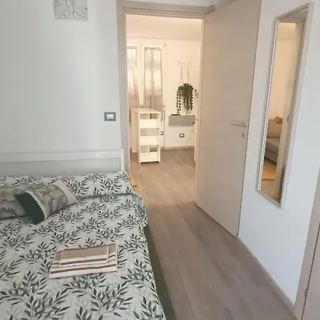 Fiori Di Loto Apartment *